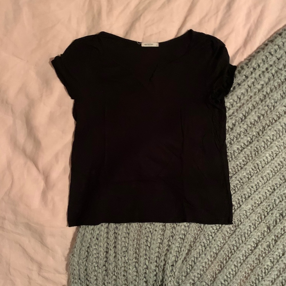 black tee